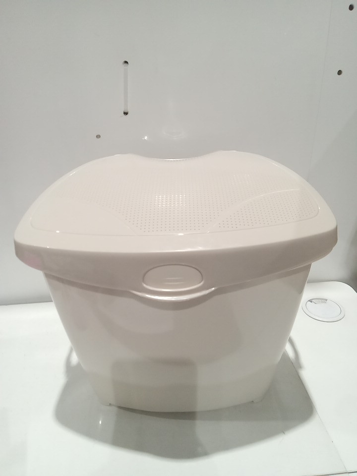 Sue-Close Compost Bin with breathable lid and handle - 1.9 Gallons - 9" x 10" x 5" - beige image 3