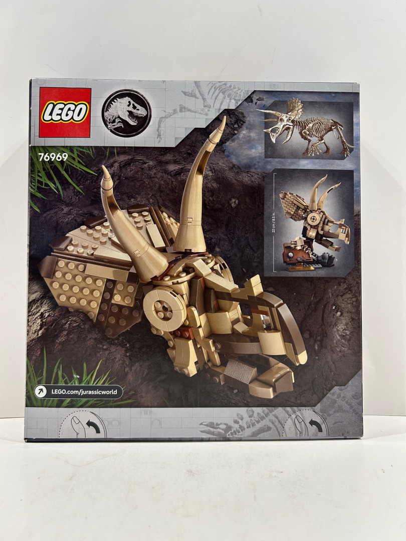 468pc Lego - jurassic world - dinosaur fossils: triceratops skull (76969) image 4