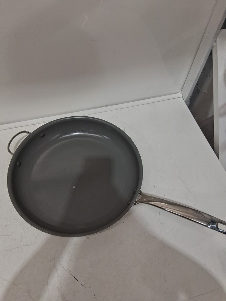 GreenPan "The Big Fry" Non-Stick Frypan - PFAS-free - dishwasher and oven safe - 14" - Grey (model: 1972977) image 2