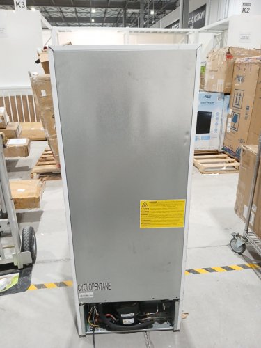 arctic king compact Upright freezer - 56" x 22" x 22" - 7cu.ft. - white (model: aru07m2aww) image 12