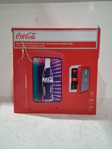 KOOLATRON PORTABLE COOLING/WARMING LED coca cola MINI FRIDGE - 4L/6 CAN CAPACITY - RED (MODEL: CCGM4) image 8