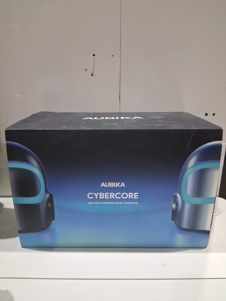 AUBIKA CYBERCORE CHARGING one-stop charging station FOR VR DEVICES with bi-directional magnetic type-c cable and magnetic head - 120w fast charging - silver - (model: ly120b1) image 5