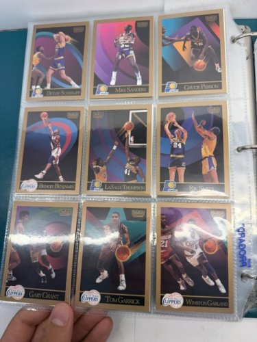 350+ APPROX ASSSTD 1990/91 SKYBOX NBA BASKETBALL CARDS image 14