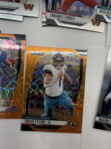 95 ASSTD FOOTBALL CARDS image 4