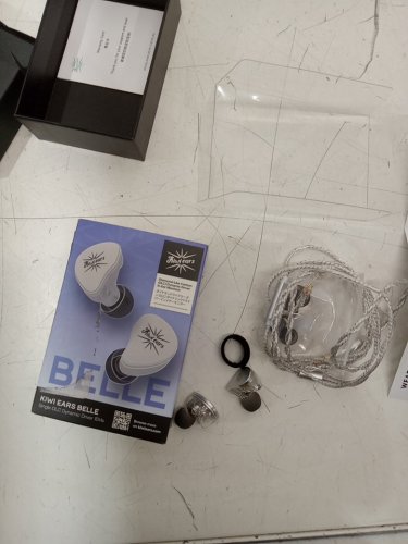 Kiwi Ears Belle Wired Earphones with DLC Driver and jack - silver image 2