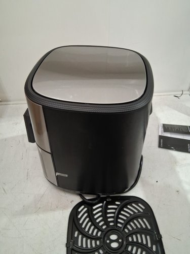 Chefman TurboFry Touch Air Fryer with Nonstick Dishwasher-Safe Parts- xl8QT - SILVER/Black (Model: RJ38-SQSS-8T-ca-am) image 7