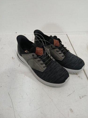MEN'S SKECHERS MEMORY FOAM RUNNING SHOES - SIZE 9 - black/grey (STYLE : 1776009) image 2