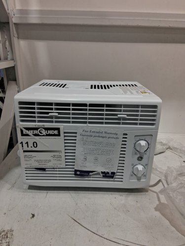 GE APPLIANCES ELECTRONIC WINDOW AIR CONDITIONER - 5,000 BTU - 150SQ.FT - WHITE (MODEL: AWAS05BWFC) image 5
