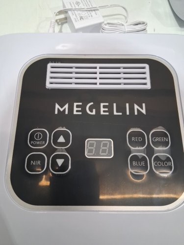 2pc megelin led light therapy machine with goggles - multiple settings image 5