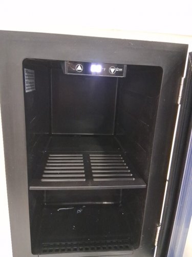 EUHOMY BEVERAGE REFRIGERATOR COOLER WITH 40°F-61°F DIGITAL TEMPERATURE CONTROL - 18L (HOLDS 25 CANS) - BLACK (MODEL: FWC008-11BL-CAEH /‎ WC-6B) image 4
