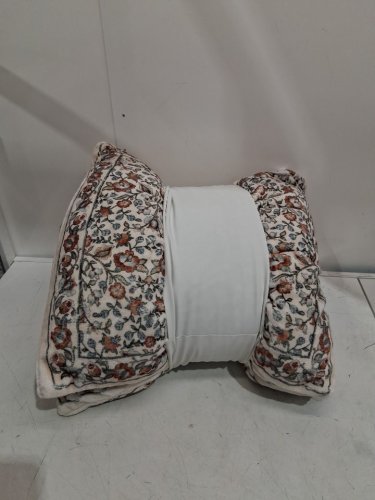 2PK Town & Country Living Washluxe Decorative Pillows - 22" x 22" - MULTI-COLOUR FLORAL  (Model: 1901552) image 3