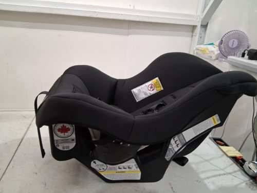 cosco scenera 5-point harness infant car seat with cup holder - 40lbs max - black (model: ‎22183CKOT) image 7