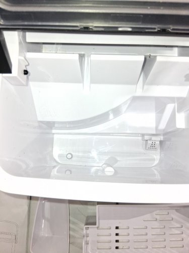Iceman Dual-Size Ice self cleaning portable counter top ice maker - 22lbs/24hrs - black (model: rj56-bul-12) image 4