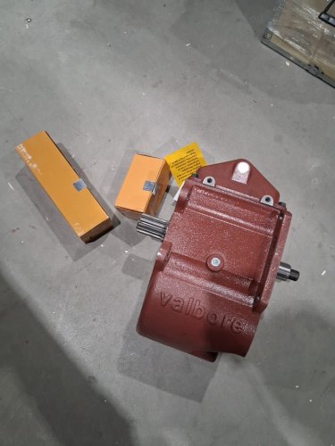 Heavy-Duty Cast Iron Mechanical Transmission Assembly gear box image 4