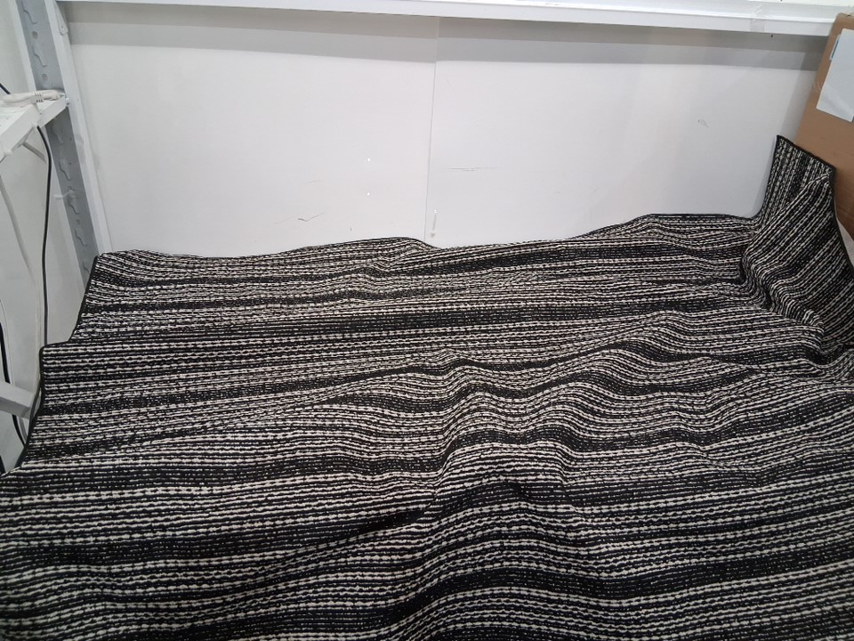 Baldosa Decorative Vestibule Rug - 4ft x 6ft - Charcoal Black/White (MODEL: 3391400) image 3