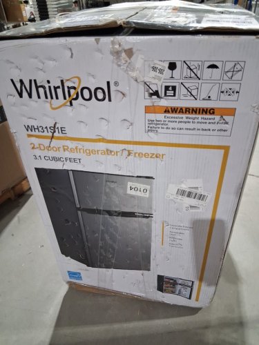 whirlpool mini refrigerator with reversible door - freezer compartment - 4.3cu.ft stainless steel and black (model:wh43s1e) image 3