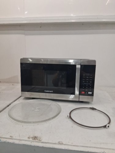 CUISINART COMPACT MICROWAVE OVEN - 0.7CU.FT - BLACK/STAINLESS STEEL (MODEL: CMW-70C) image 2
