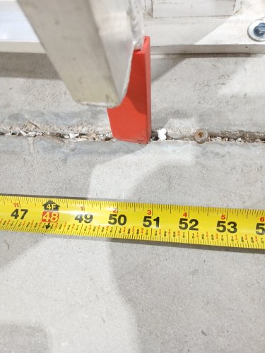 Garvee Aluminum Tri-Folding Truck Ramp - 75" x 50" - 1500lbs - Silver image 8