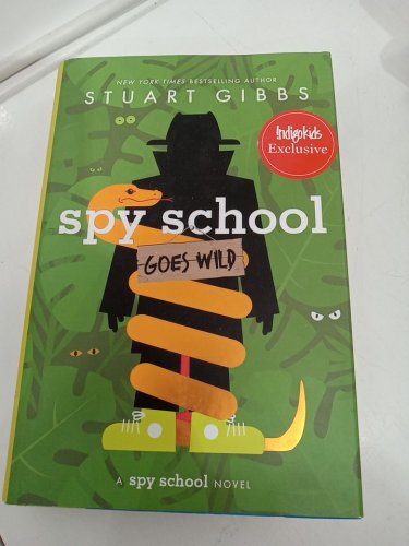 (Hardcover) Spy School Goes Wild: A Spy School Novel by Stuart Gibbs image 2
