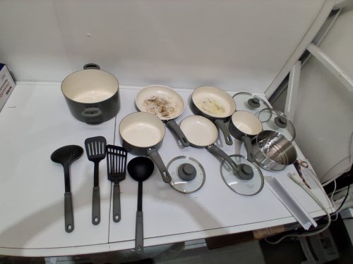 15PC GREENLIFE EVERYDAY VALUE SOFT GRIP CERAMIC NON-STICK COOKWARE SET - BLACK/CREAM (MODEL: CC001021-002) image 5