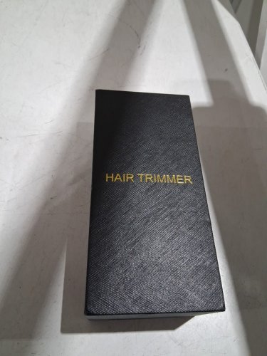 Men's battery operated face and body trimmer - black image 2