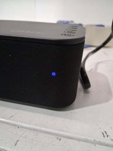 ONN. LED BLUETOOTH STEREO 2.0 WIRELESS/WIRED SOUNDBAR - 20" - 120 WATTS - BLACK - (MODEL: 100075108) image 3