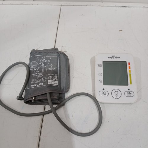 easy@Home Bluetooth Blood Pressure Monitor - 500 memory - white - (model:EBP-08B) image 3