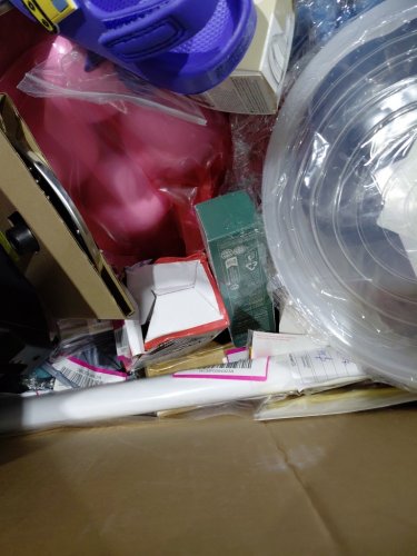 assorted MIXED item MYSTERY PALLET - VARIOUS PRODUCTS - aprox 300+ - (pallet #28) image 9