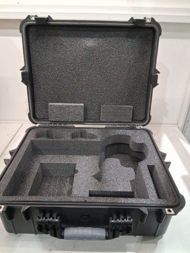 ALL WEATHER WATERPROOF IP67 Lockable HARD PROTECTIVE CAMERA CASE with Customizable Foam Insert - 20" x 15" -black image 3