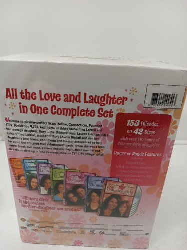 Gilmore Girls: The Complete Series 42 Disc Set on DVD image 4