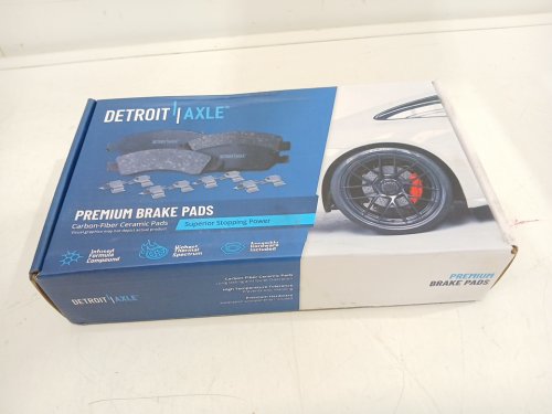 Detroit Axle Rear Ceramic Brake Pads - For Select Toyota and Lexus Models (Model: MT7234923) image 3