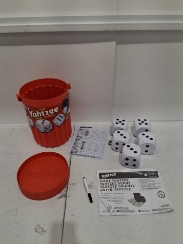 HASBRO - GIANT YAHTZEE GAME WITH EXTRA-LARGE FOAM DICE AND A CONVENIENT PLASTIC BUCKET FOR STORAGE - AGES 8+ - RED (MODEL: 1872245) image 4