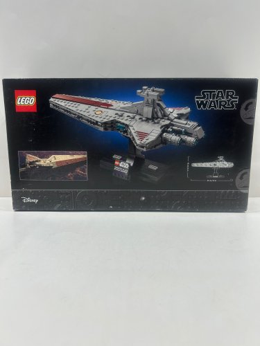 654pc Lego - star wars - venator-class attack cruiser (75441) image 4