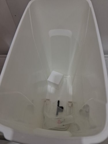 Knape & Vogt REAL SOLUTIONS in-Cabinet Single Pull Out Trash Can - 20QT - White image 4