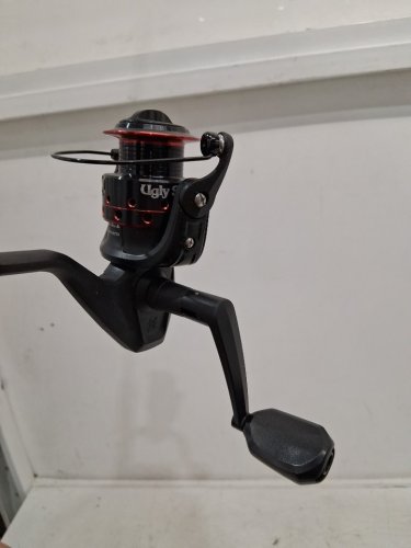 Ugly Stick Gx2 Spinning Combo Fishing Rod + reel - 6FT 6" Medium - Black/Red (Model: USGXSP662M) image 4