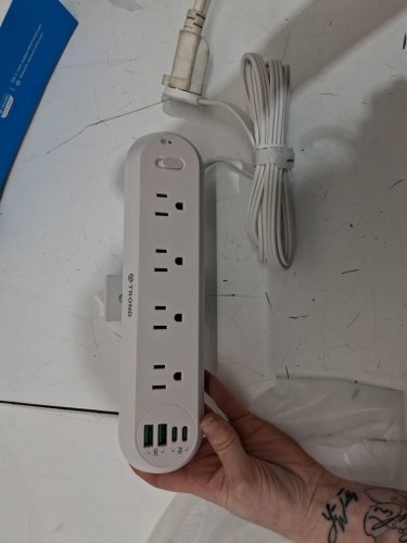 TROND Desk Clamp Power Bar with Surge Protector - 6ft cord - white (model: TD-PS-US28S) image 3