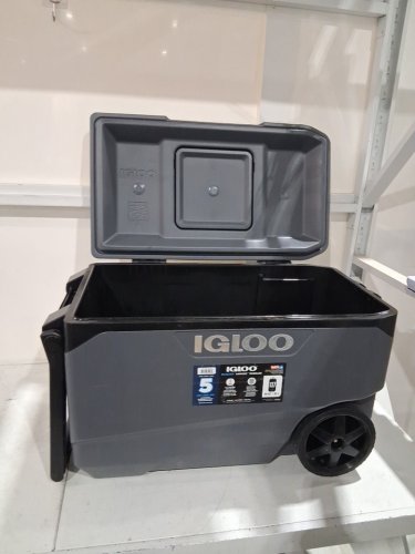 Igloo MaxCold Cooler - 85L/137 12oz cans cap - 17.5” x 19.1” x 31.6” - Grey (Model: 1872190/35148/35227) image 10