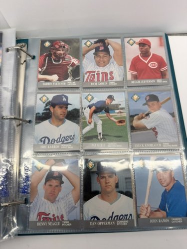 500 APPROX ASSSTD 1991 FLEER BASEBALL MLB CARDS image 11