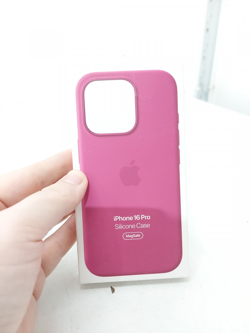 Apple MagSafe Silicone Case for iPhone 16 Pro - FUCHSIA (model: A3315) image 2