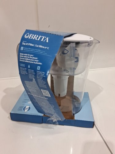 BRITA CHAMPLAIN LARGE 10-CUP PITCHER WITH 2 FILTERS - WHITE (MODEL: 1652023) image 3