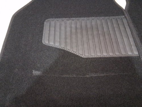 4PC Amazon Basics Universal Fit Rubber Carpet Floor Mats For Car, SUV, Van, and Truck - black (model: ‎CFM061245) image 4