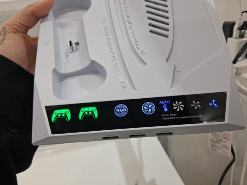 rysker PS5/Slim/Pro Cooling & Charging Station with RGB Ambient Lighting - white/black image 4