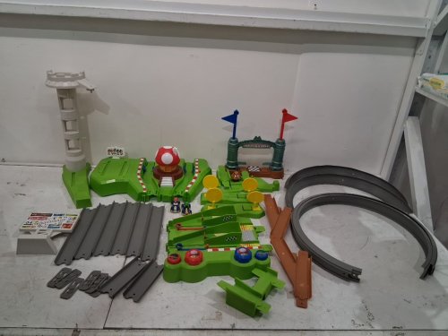hotwheels mariokart circuit track racing set with mario & yoshi toy cars (MODEL: HFY15) image 2