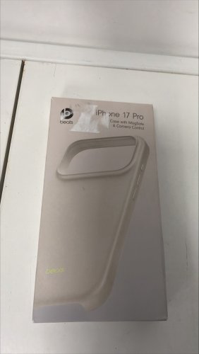 Beats case with MagSafe & Camera control FOR iPhone 17 Pro - Stone (model: A3507) image 2