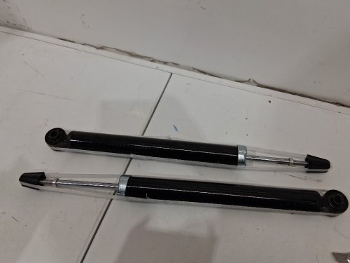 2pk Autoshack Rear Shock Absorbers - for select makes and models - black (model:KS15986PR) image 4