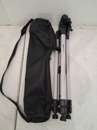 AMAZONBASICS LIGHTWEIGHT TRIPOD WITH BAG - 60" - SILVER/BLACK (MODEL: WT3540/B005KP473Q) image 3