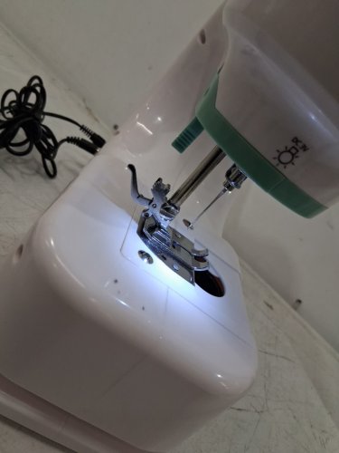 maxmartt mini Sewing Machine for Beginners with foot pedal - white/blue (MODEL: fhsm-520) image 3