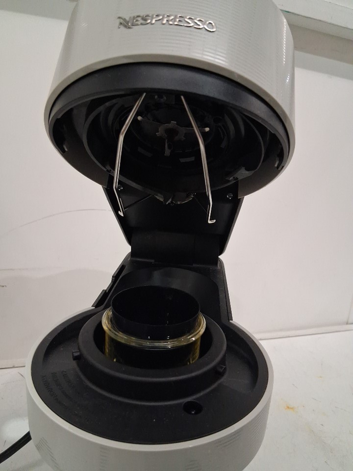 BREVILLE NESPRESSO VERTUO POP+ DELUXE COFFEE & ESPRESSO MACHINE WITH AEROCCINO MILK FROTHER (MODEL: BNV155TTN1BUC1) image 5