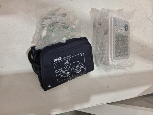 A&D MEDICAL LIFESOURCE BLOOD PRESSURE MONITOR - LARGE - blue/white - (model:ua-767fam) image 3