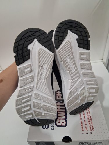 women's skechers ultra flex running shoes - size 7 - black image 4